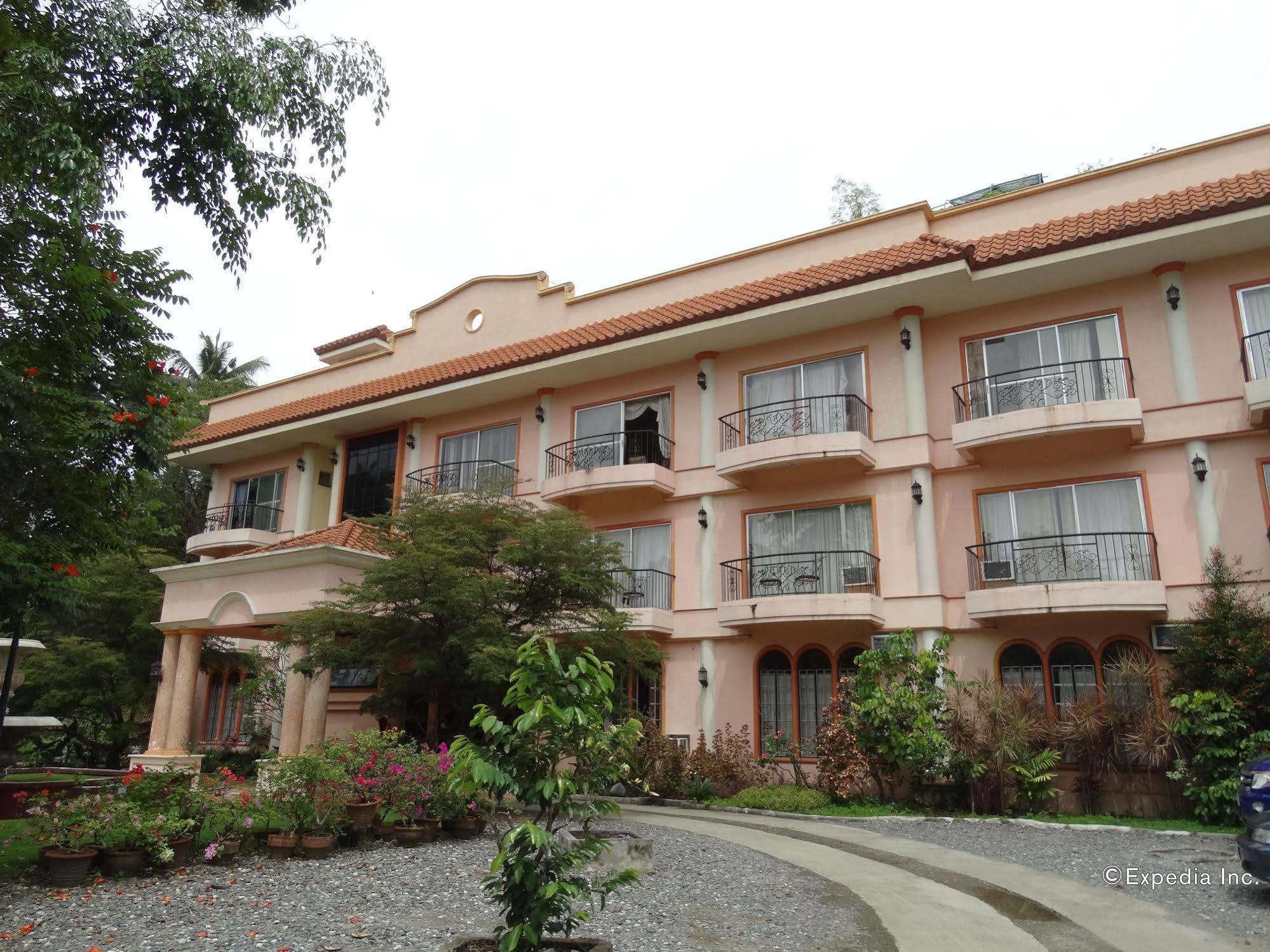 Chateau Del Mar Davao Stadt Exterior foto